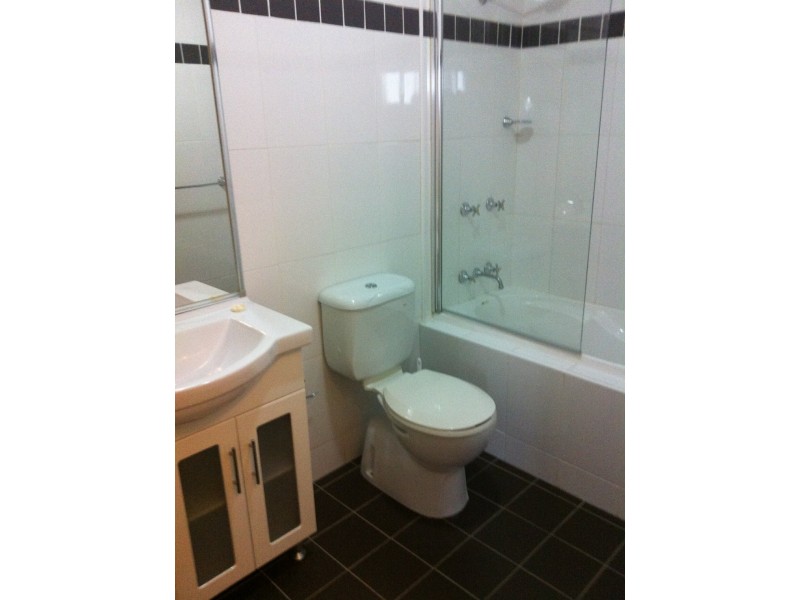 16/10-12 Regentville Road, Jamisontown NSW 2750