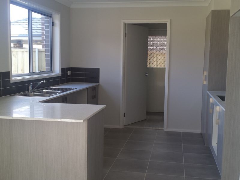 12 Nightjar Street, Cranebrook NSW 2749