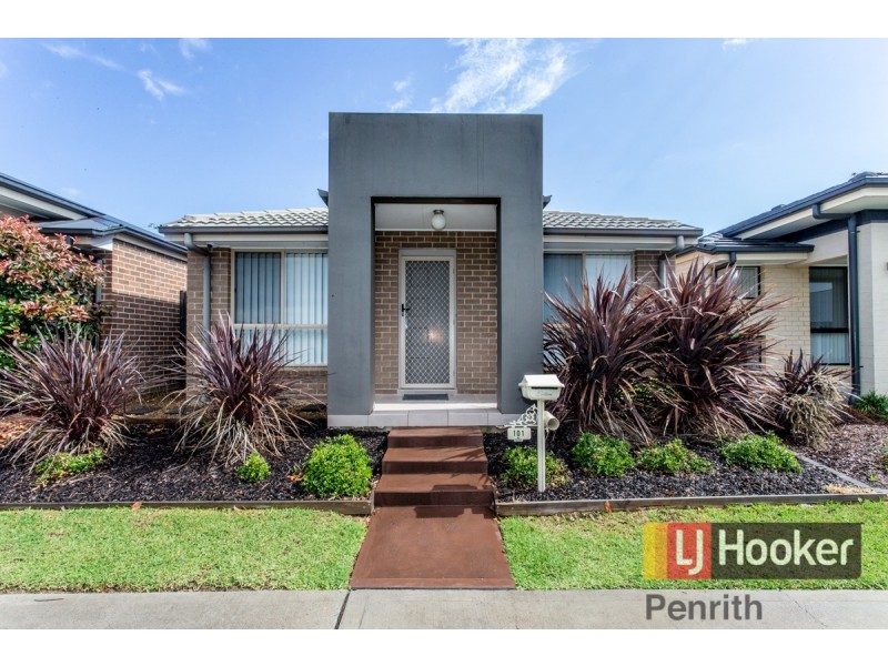 101 Glenmore Ridge, Glenmore Park NSW 2745