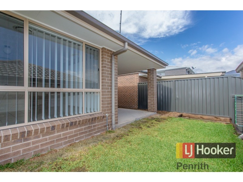 101 Glenmore Ridge, Glenmore Park NSW 2745