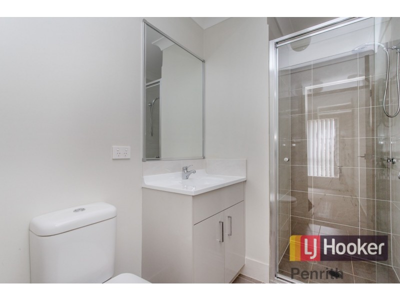 101 Glenmore Ridge, Glenmore Park NSW 2745