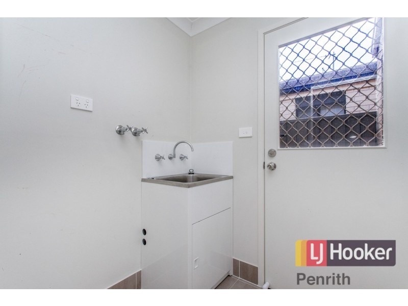 101 Glenmore Ridge, Glenmore Park NSW 2745