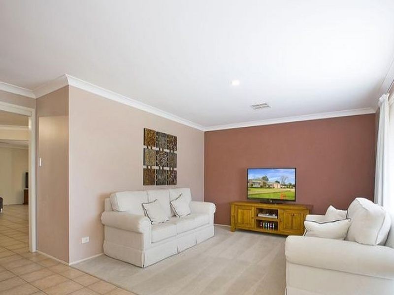 77 Aldebaran Street, Cranebrook NSW 2749