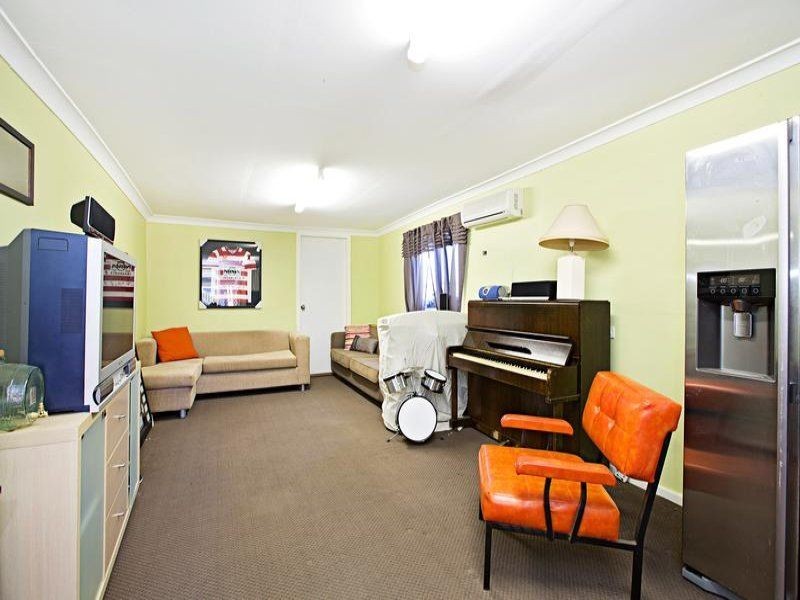 30 Ladbury Street, Penrith NSW 2750