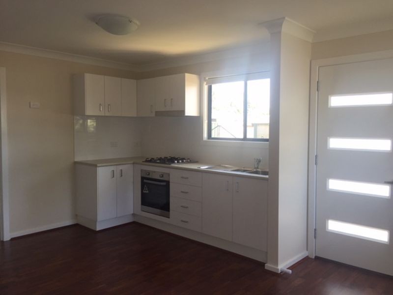 37a Lincoln Drive, Cambridge Park NSW 2747