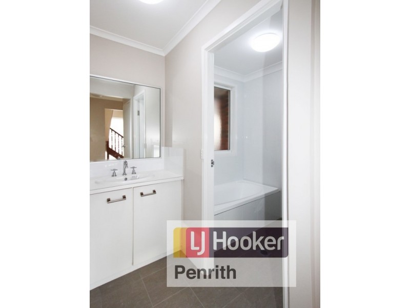 41 Jeffrey Ave, St Clair NSW 2759