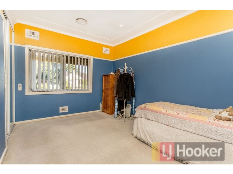 5 Gordon St, St Marys NSW 2760