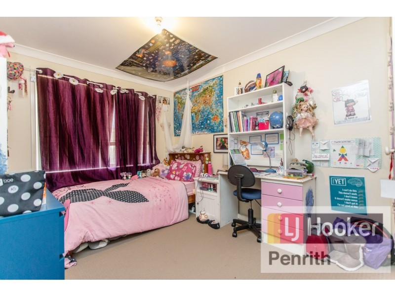 29 Kobina Ave, Glenmore Park NSW 2745