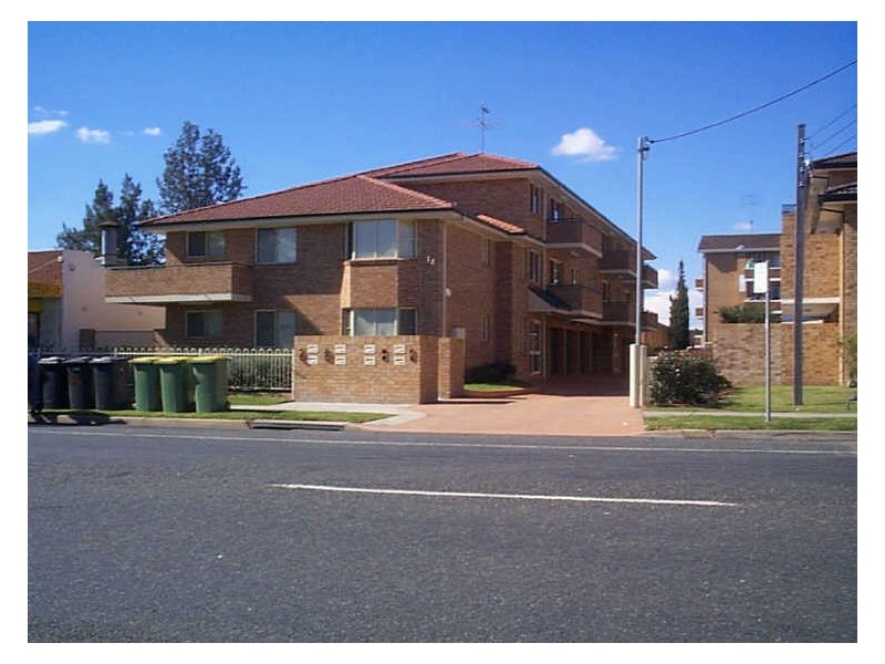 4/14 Bringelly Road,, Kingswood NSW 2747