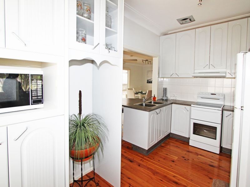 6 Cheltenham Avenue, Cambridge Park NSW 2747