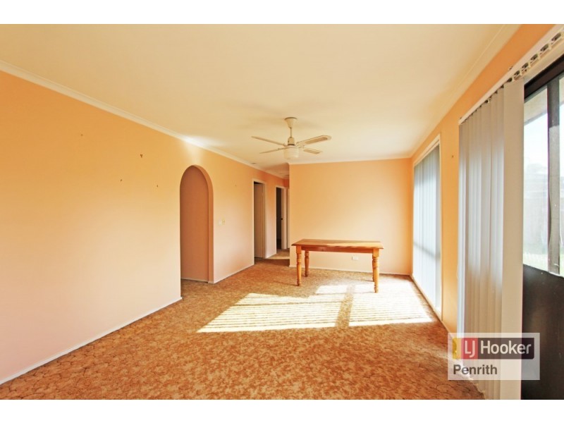 17 Eucalyptus Drive, Cranebrook NSW 2749