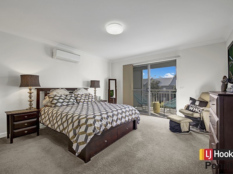 81 Lakeview Drive, Cranebrook NSW 2749