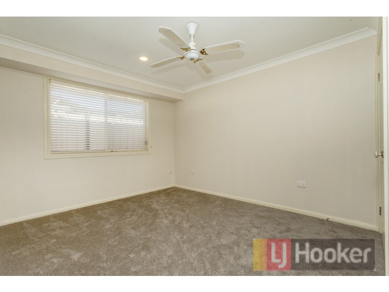 14 Woodlands Drive, Glenmore Park NSW 2745