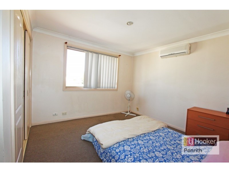 2/103 Bringelly Road, Kingswood NSW 2747