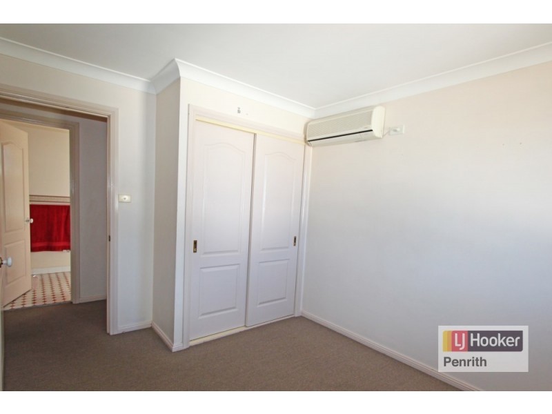 2/103 Bringelly Road, Kingswood NSW 2747