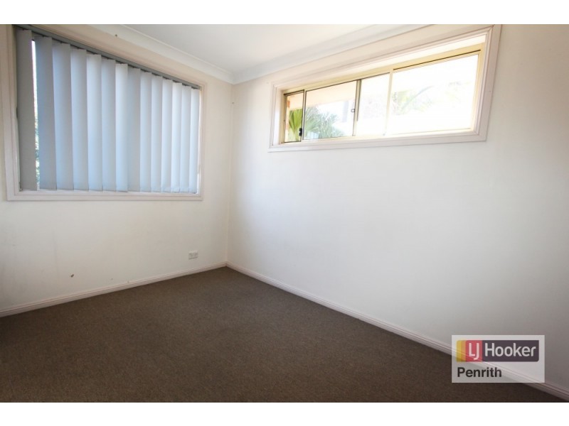 2/103 Bringelly Road, Kingswood NSW 2747