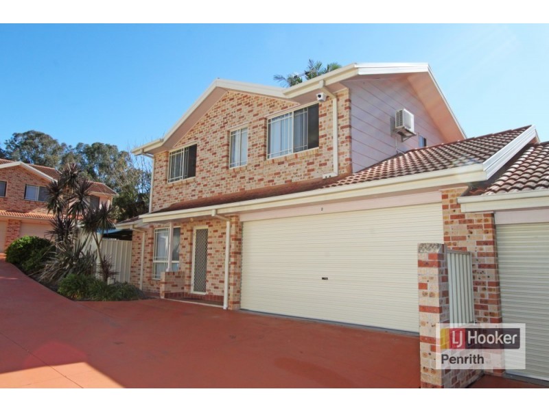 2/103 Bringelly Road, Kingswood NSW 2747