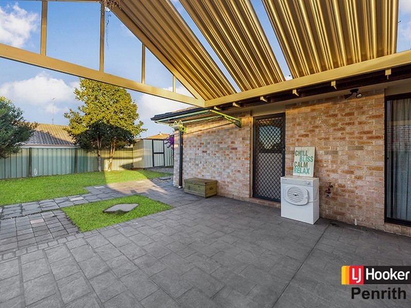 9 Monarch Circuit, Glenmore Park NSW 2745