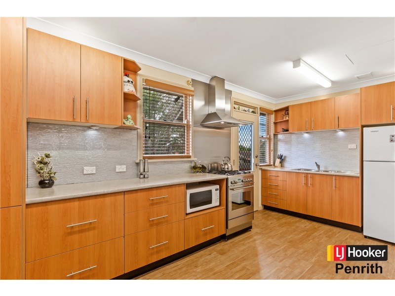 22 Butler Crescent, South Penrith NSW 2750