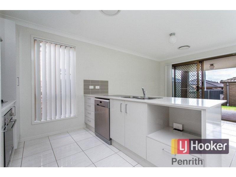101 Glenmore Ridge Drive, Glenmore Park NSW 2745