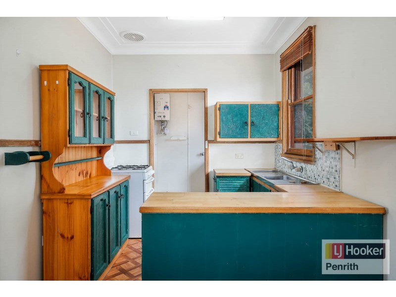 17 Tanderra Street, Colyton NSW 2760