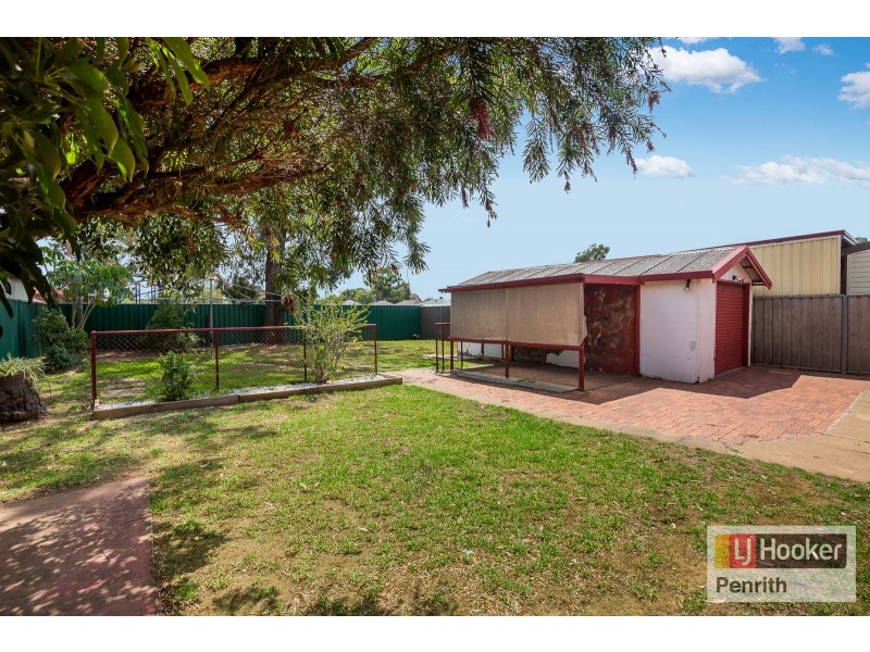 17 Tanderra Street, Colyton NSW 2760