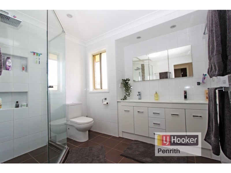 19 Salamander Street, St Clair NSW 2759