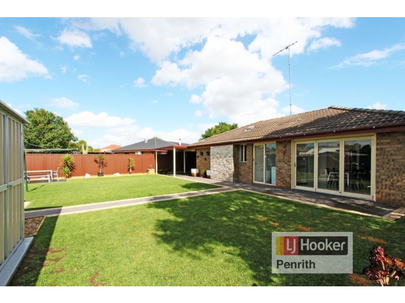 19 Salamander Street, St Clair NSW 2759