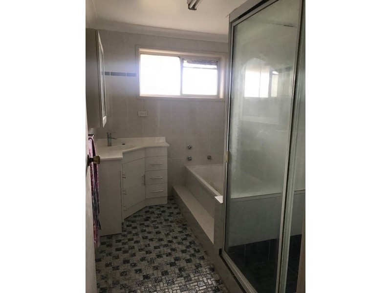 6 Nardu Place, South Penrith NSW 2750