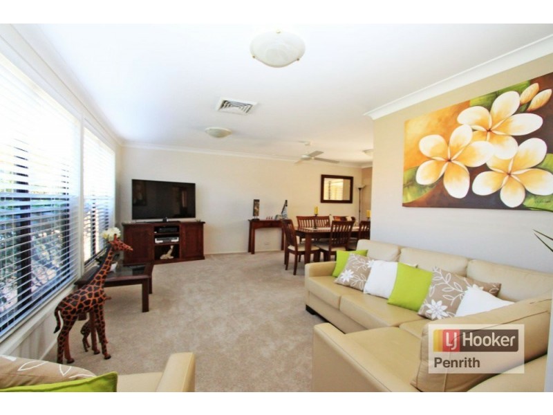 30 Ploughman Crescent, Werrington Downs NSW 2747