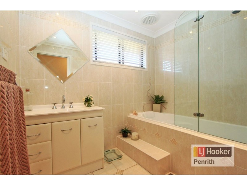 30 Ploughman Crescent, Werrington Downs NSW 2747