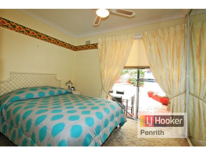 68 Roebuck Crescent, Willmot NSW 2770