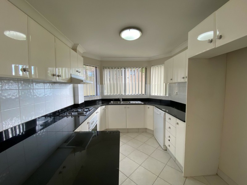 2/20-26 Jenner Street, Baulkham Hills NSW 2153
