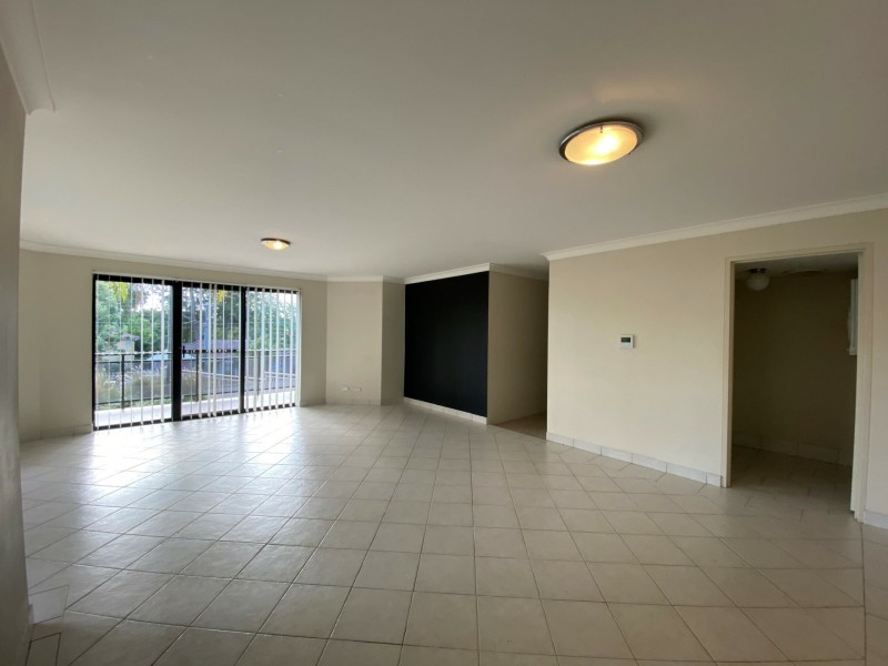 2/20-26 Jenner Street, Baulkham Hills NSW 2153