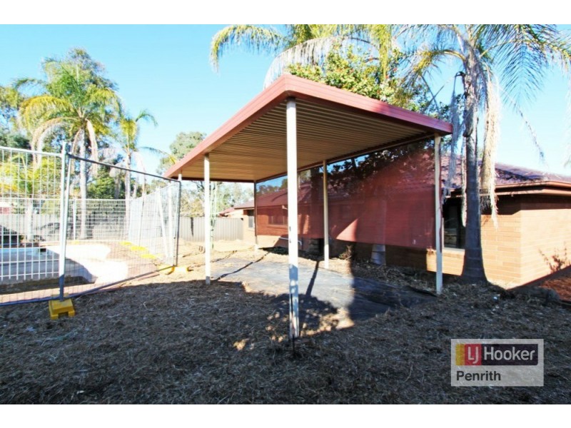 16 Lowanna Drive, South Penrith NSW 2750