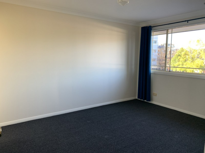 1/105 Derby Street, Penrith NSW 2750