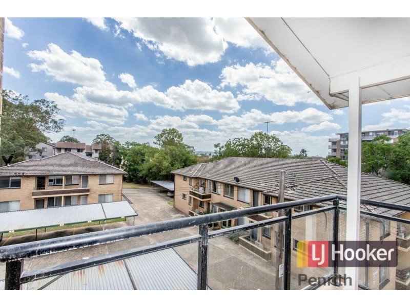 11/37-39 Evan Street, Penrith NSW 2750