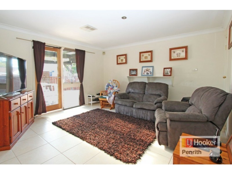 6 Bunce Place, Werrington County NSW 2747