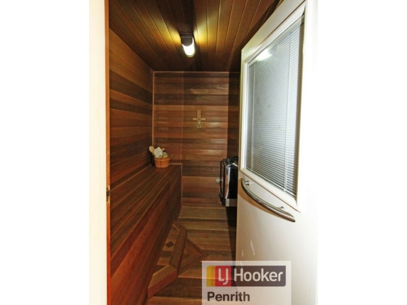 6 Bunce Place, Werrington County NSW 2747