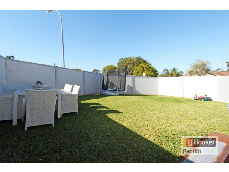 2/20 Kiparra Crescent, South Penrith NSW 2750