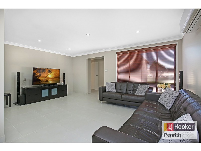 15 Flavel Street, South Penrith NSW 2750