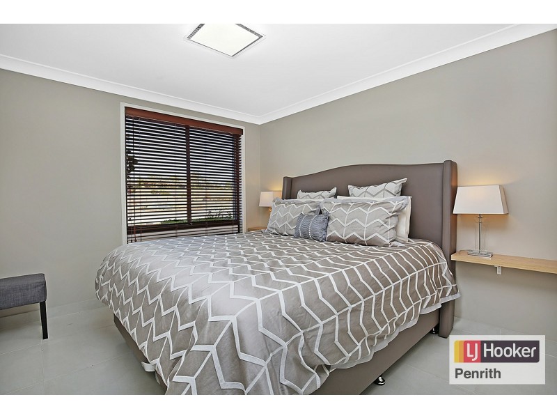 15 Flavel Street, South Penrith NSW 2750