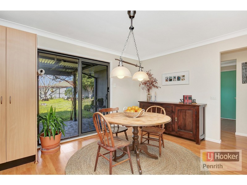 4 Trent Place, Hassall Grove NSW 2761