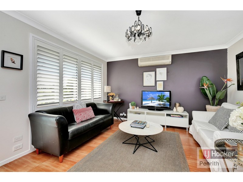 4 Trent Place, Hassall Grove NSW 2761