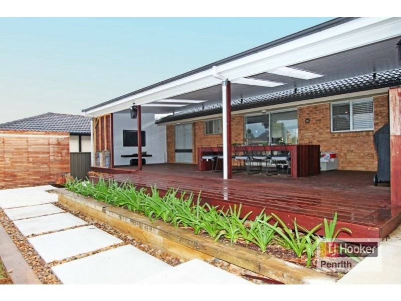 12 Dampier Avenue, Werrington County NSW 2747