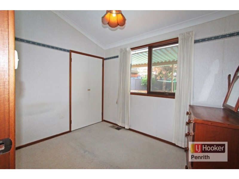 37 Charles Sturt Drive, Werrington County NSW 2747