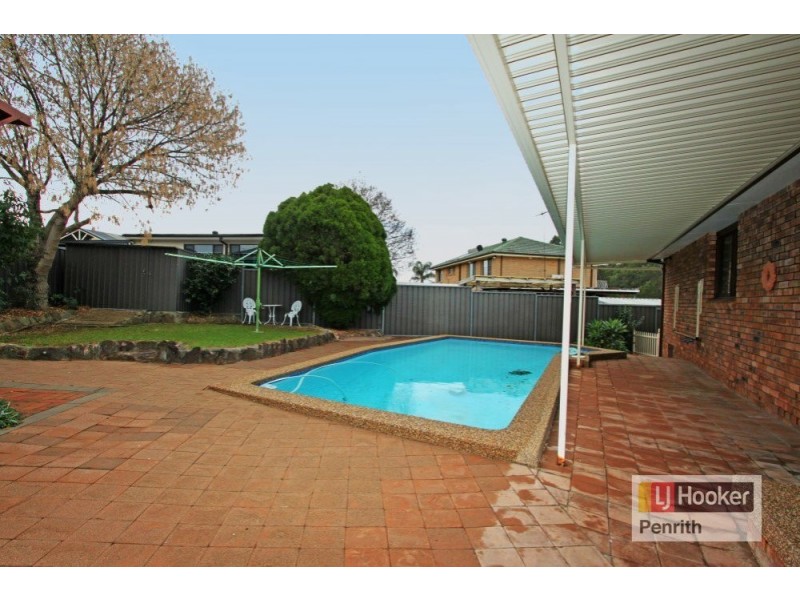 37 Charles Sturt Drive, Werrington County NSW 2747