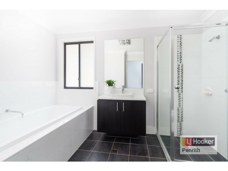 69 Binyang Avenue, Glenmore Park NSW 2745