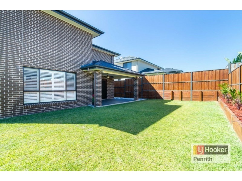 69 Binyang Avenue, Glenmore Park NSW 2745