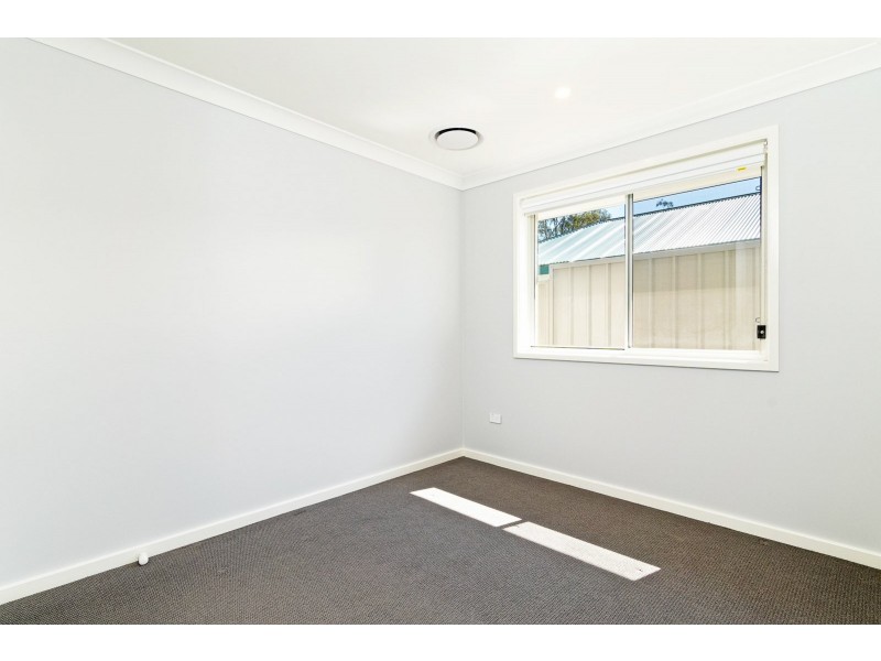 1/64 Pembroke Street, Cambridge Park NSW 2747